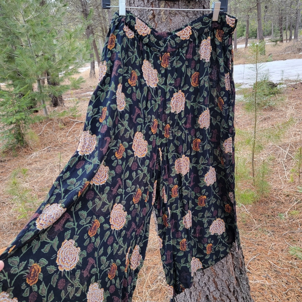 Kaktus size medium floral print pant